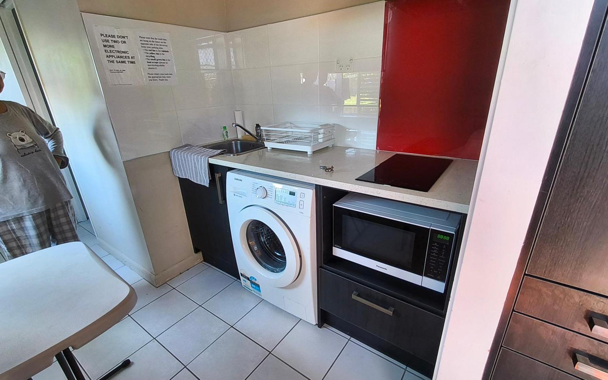 Small Private Self-contained Unit Guest house *